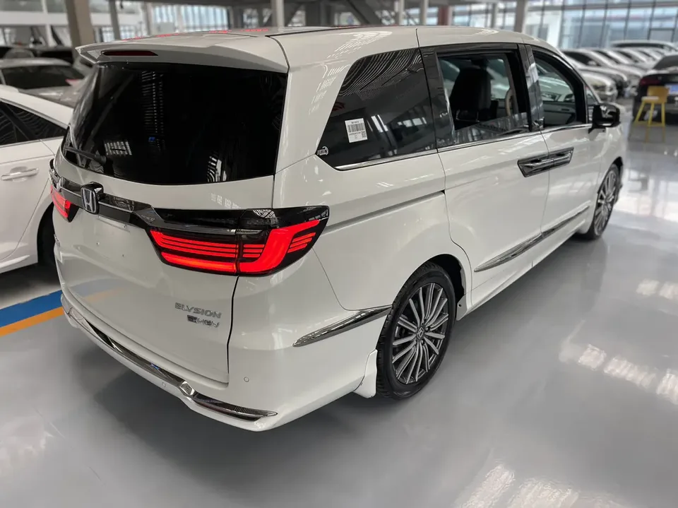 Honda Elysion Alison 2022 Alison 2022 2.0L hybrid luxury version 2023 — thumbnail 5
