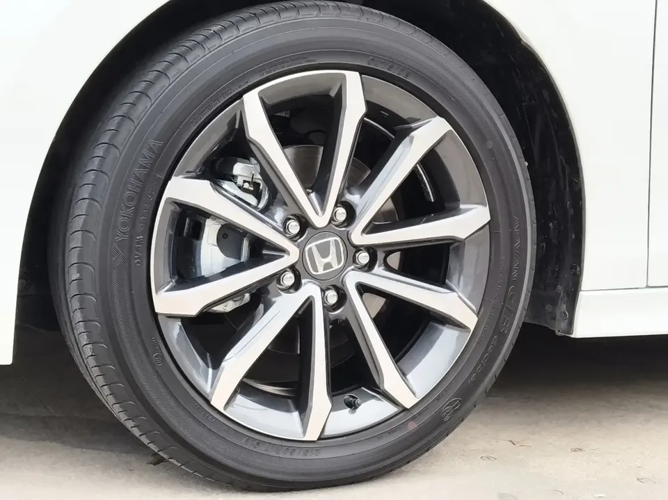 Honda Integra 240TURBO CVT Deluxe Edition 2024 — миниатюра 3