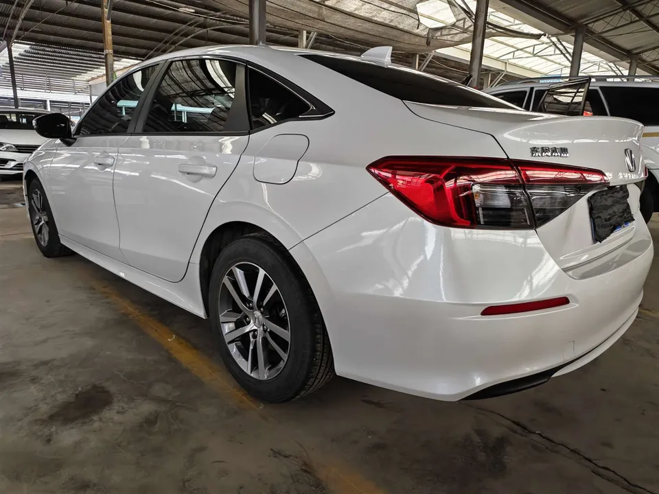 Honda CIVIC Civic 240TURBO CVT Dynamic C-position Customer Special Edition 2023 — миниатюра 4