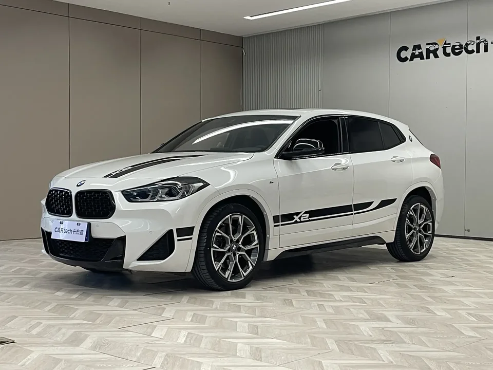 BMW X2 X2 2021 facelift xDrive25i Night Edition 2022 — photo 1, buy with delivery to Moscow