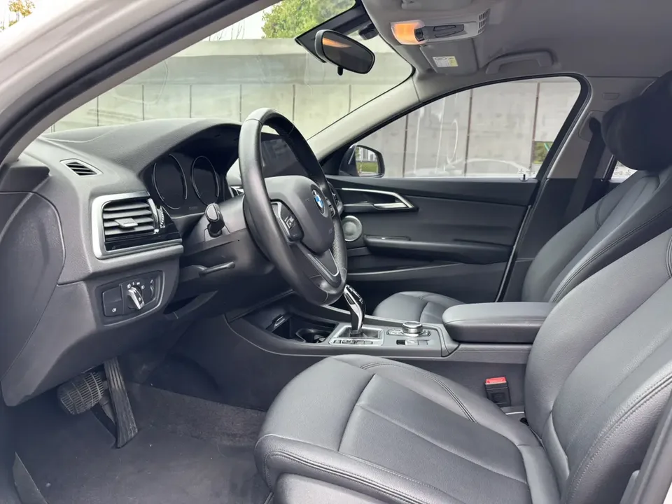 BMW 1 Series 1 Series 2023 BMW 1 Series 2023 120i M Sport 2023 — thumbnail 3