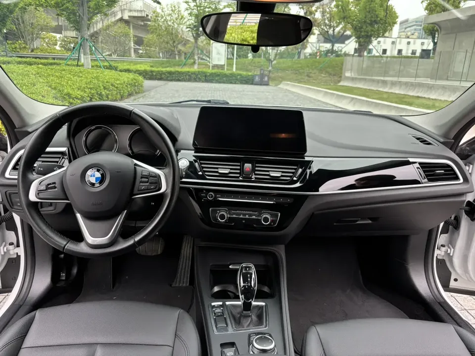 BMW 1 Series 1 Series 2023 BMW 1 Series 2023 120i M Sport 2023 — thumbnail 5