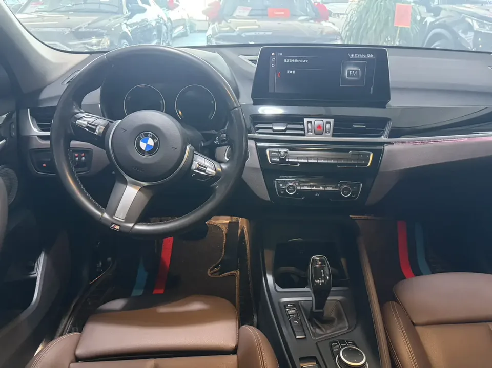 BMW X1 BMW X1 2022 sDrive25Li Leading Edition 2022 — миниатюра 5