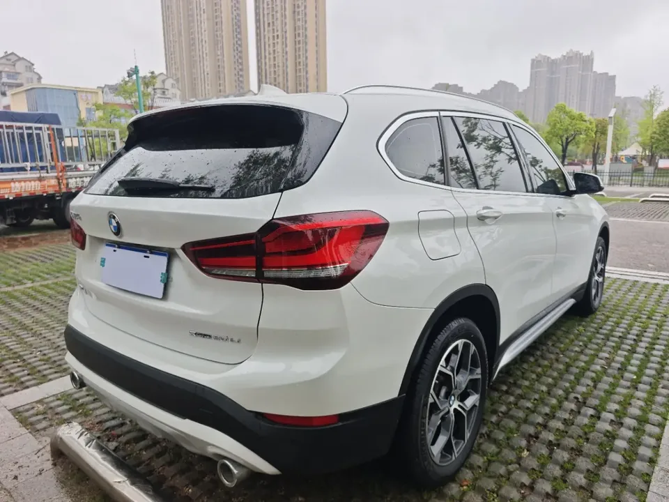 BMW X1 X1 2022 BMW X1 2022 sDrive20Li Exclusive Model 2023 — thumbnail 2
