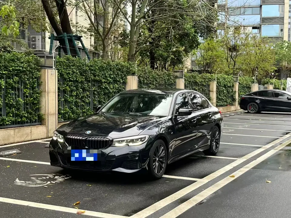 BMW 3 Series 2022