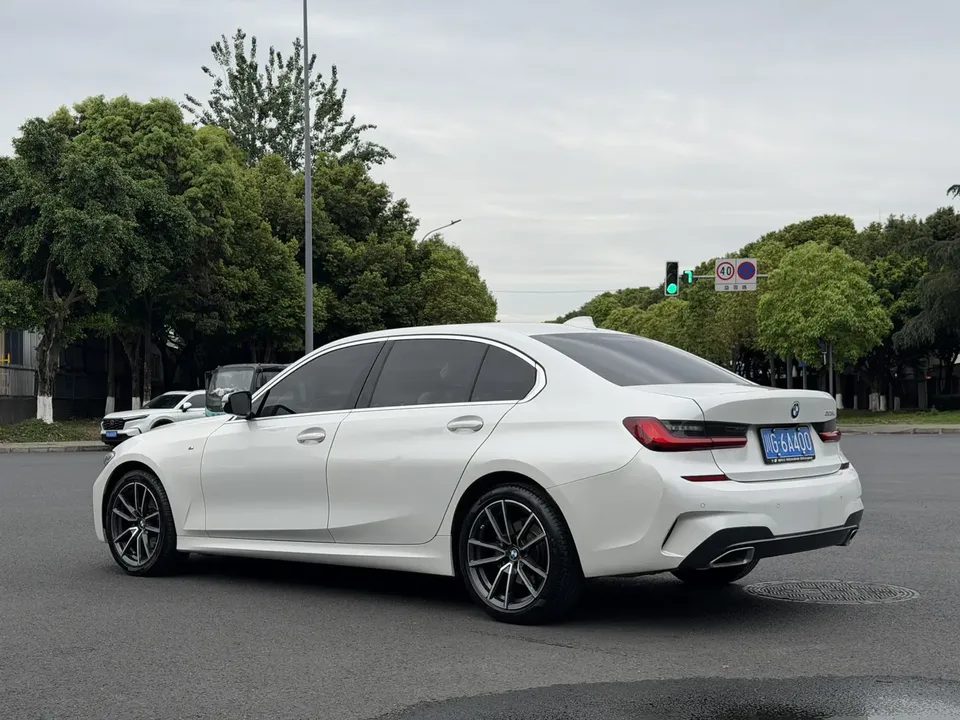 BMW 3 Series BMW 3 Series 2022 320Li M Sport Package 2022 — миниатюра 2