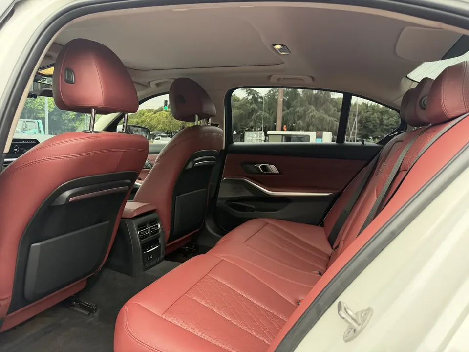 BMW 3 Series BMW 3 Series 2022 320Li M Sport Package 2022 — миниатюра 3