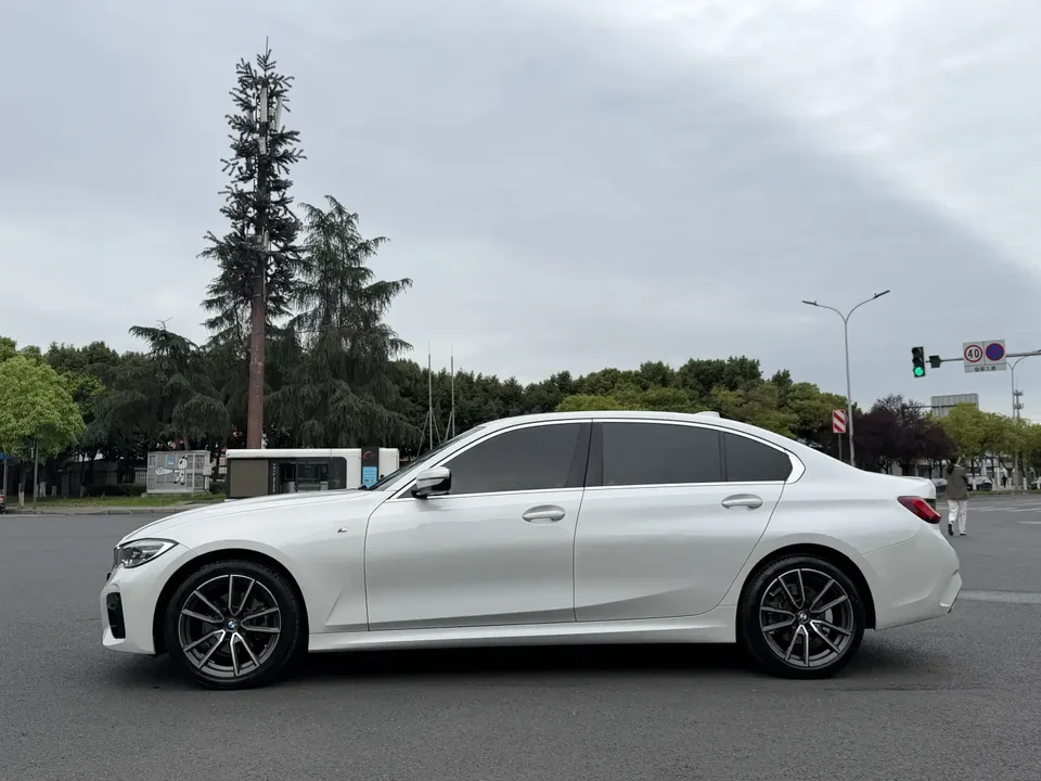 BMW 3 Series BMW 3 Series 2022 320Li M Sport Package 2022 — миниатюра 4