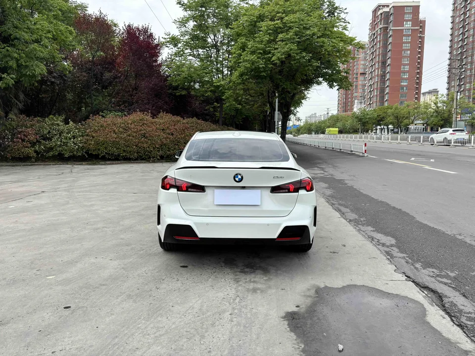 BMW 2 Series BMW 2 Series 225L M Sport Shadow Edition 2025 — миниатюра 2