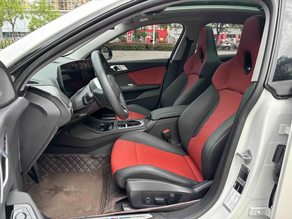 BMW 2 Series BMW 2 Series 225L M Sport Shadow Edition 2025 — миниатюра 3