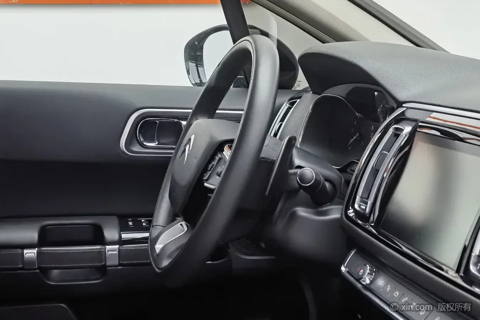 Citroen Citroen C6 400THP Comfort Edition 2023 — миниатюра 4