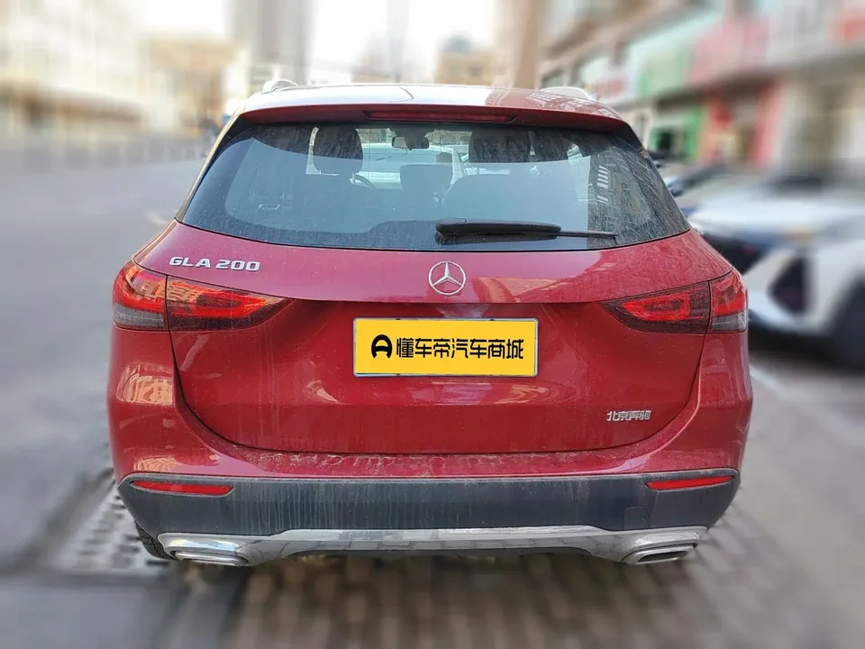 Mercedes-Benz GLA facelift GLA 200 2024 — миниатюра 2