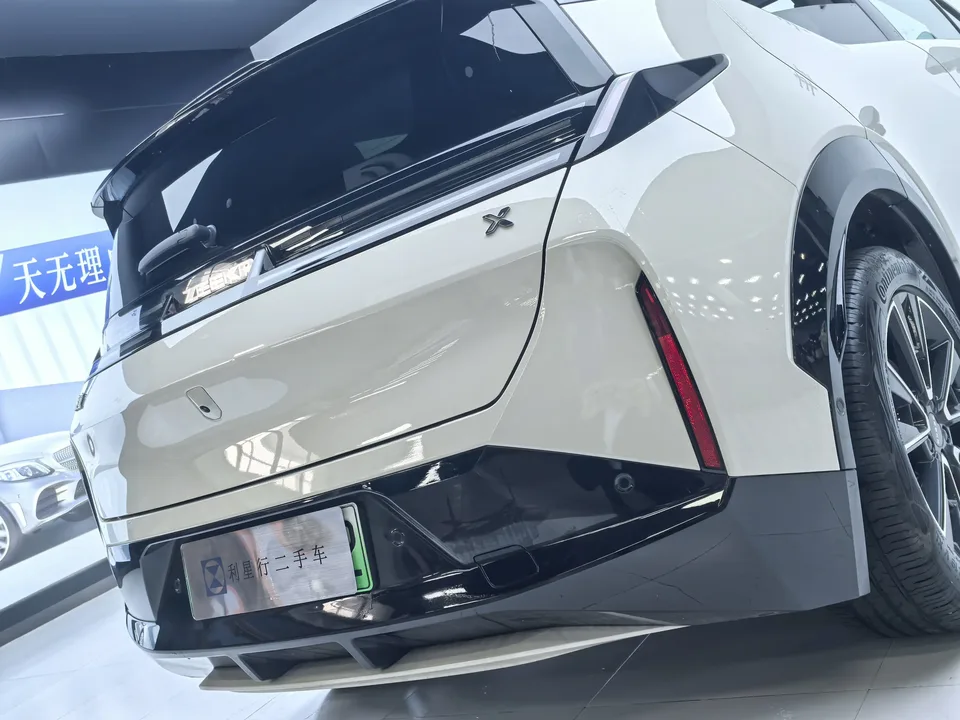 Zeekr X ZEEKR X 2025 four-seat rear-wheel drive cube version 2024 — миниатюра 5