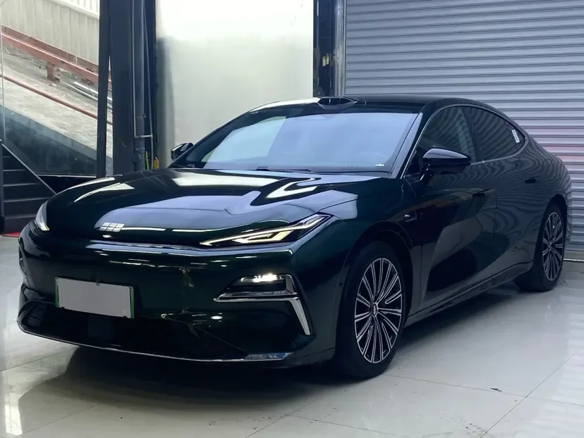 Geely Galaxy Star 8 PHEV 2025
