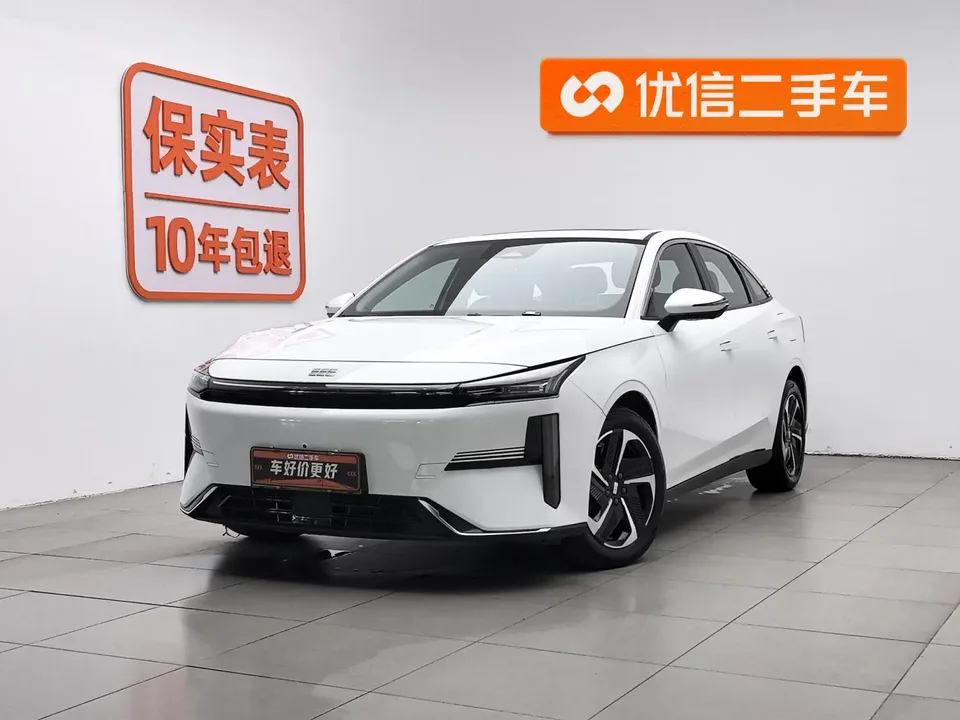 Geely Galaxy L6 2025