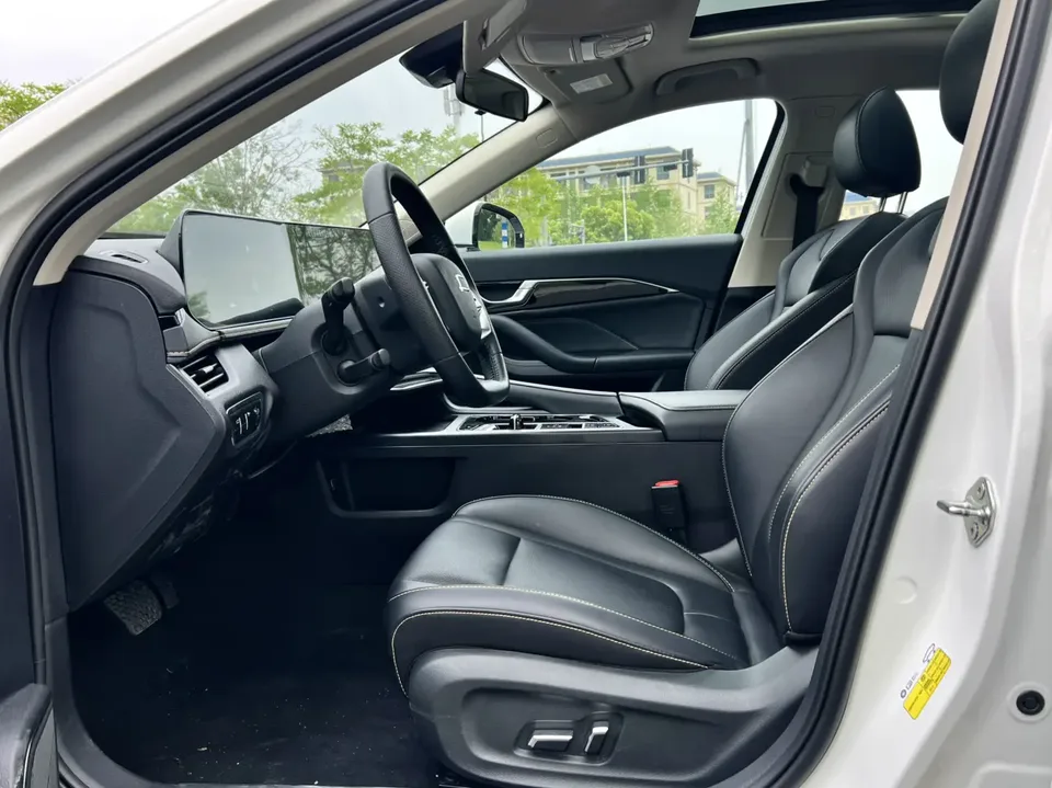 FAW Bestune B70 Longteng Edition 1.5T Lingyue Edition 2024 — миниатюра 4