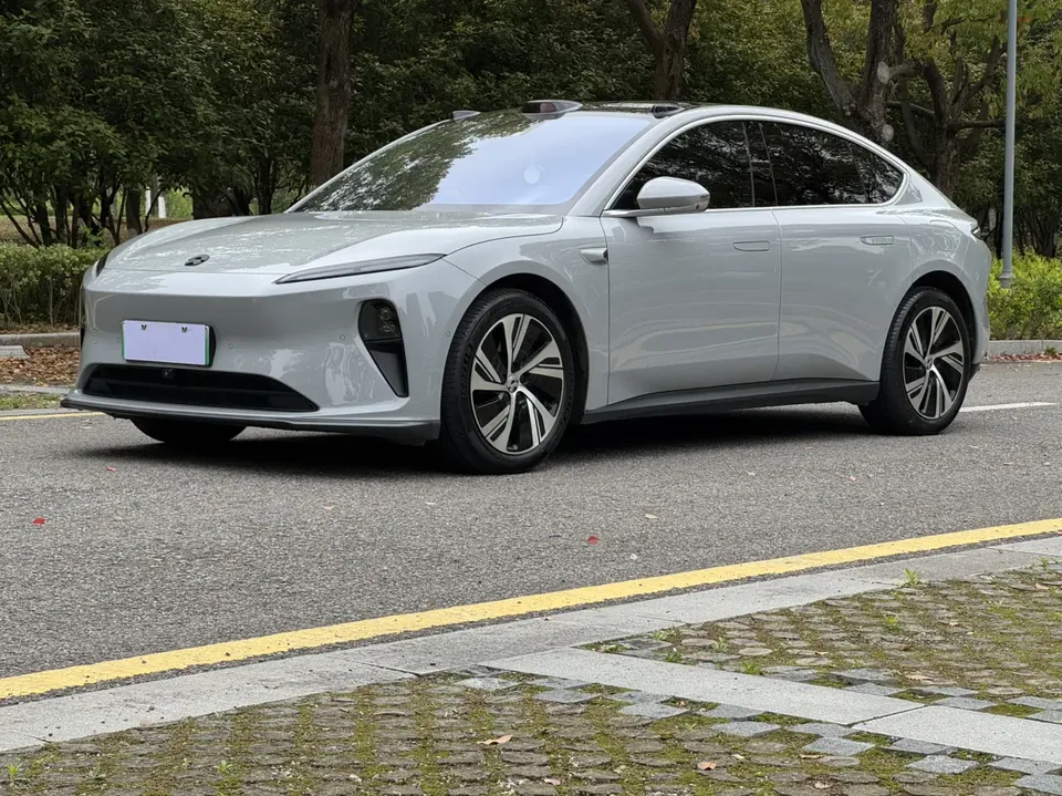 NIO ET5 NIO ET5 2024 75kWh 2024 — photo 1, buy with delivery to Moscow