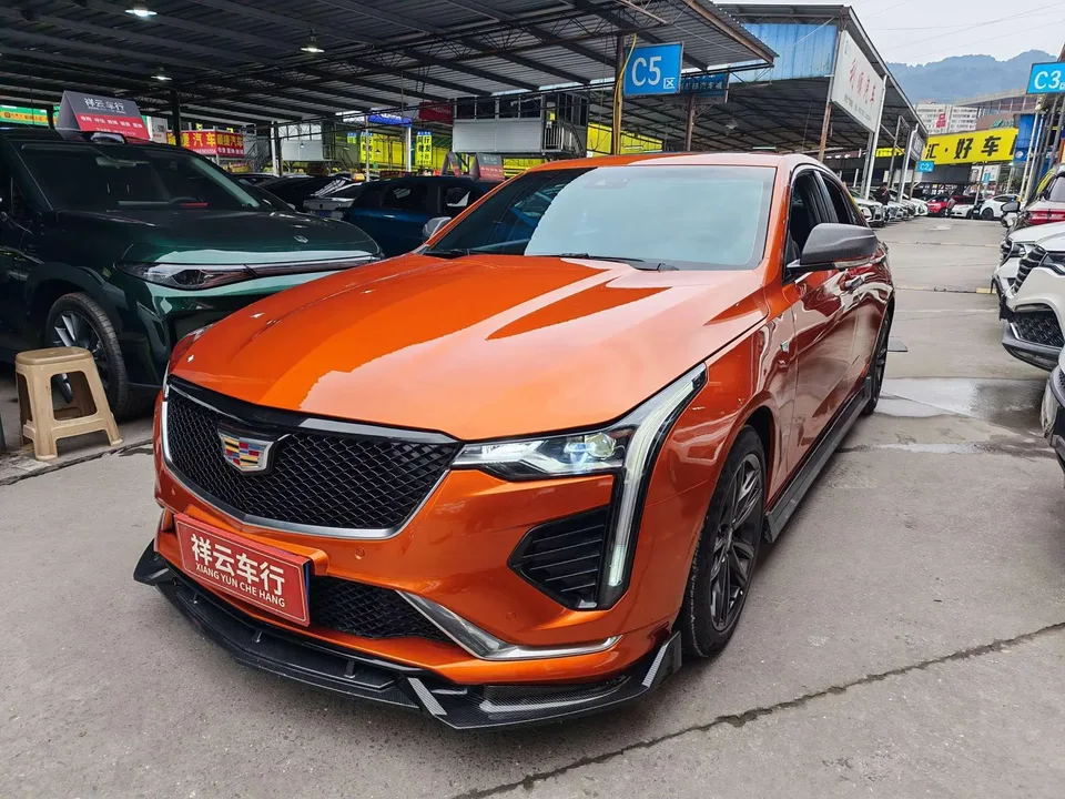 Cadillac CT4 2023