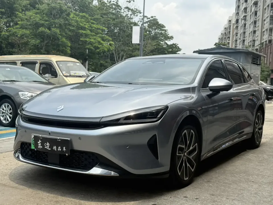 Baojun Enjoy PHEV 2025