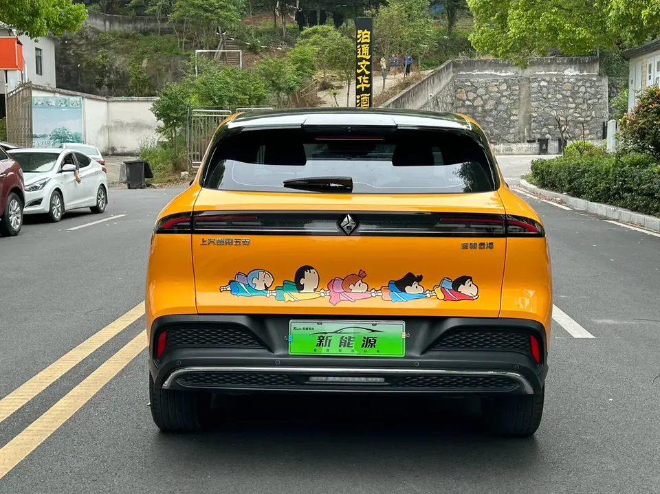 Baojun Yunhai EV 500km pure electric version 2025 — миниатюра 2