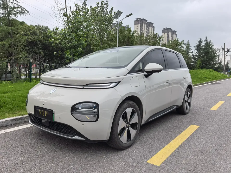 Baojun clouds 2024