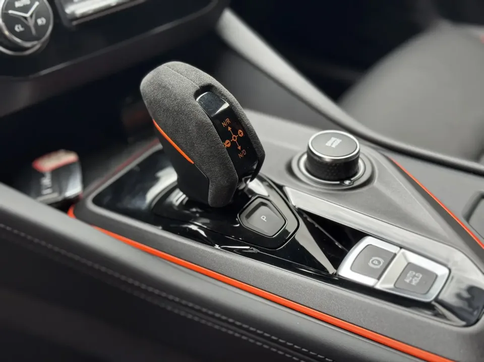 Lynk & Co 02 Hatchback 2.0TD Hatchback Halo (with driving control kit) 2022 — миниатюра 5