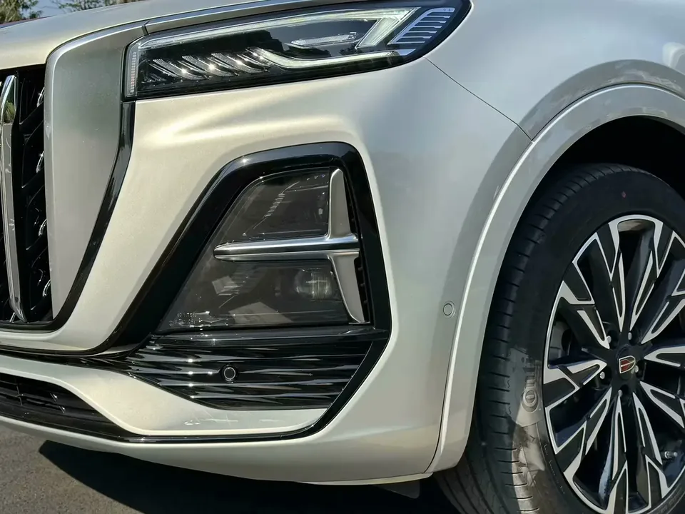 Hongqi HS5 2.0T 4WD Flagship Pro Edition 2024 — миниатюра 3