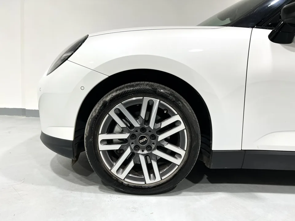 MINI electric COOPER COOPER E Classic 2024 — миниатюра 2
