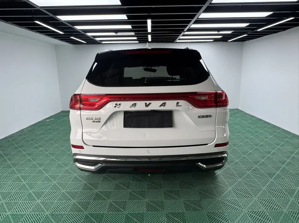 Haval M6 PLUS 1.5T DCT Luxury Smart Connected Edition 2022 — миниатюра 2