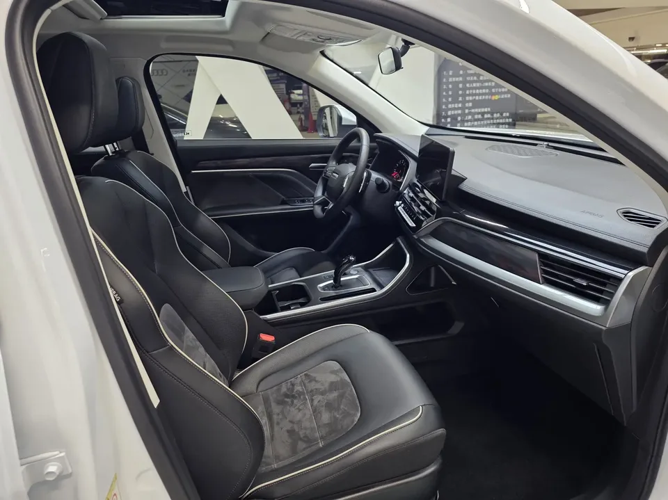 Haval H6 National Fashion Edition 1.5T Automatic Urban Edition 2023 — миниатюра 5