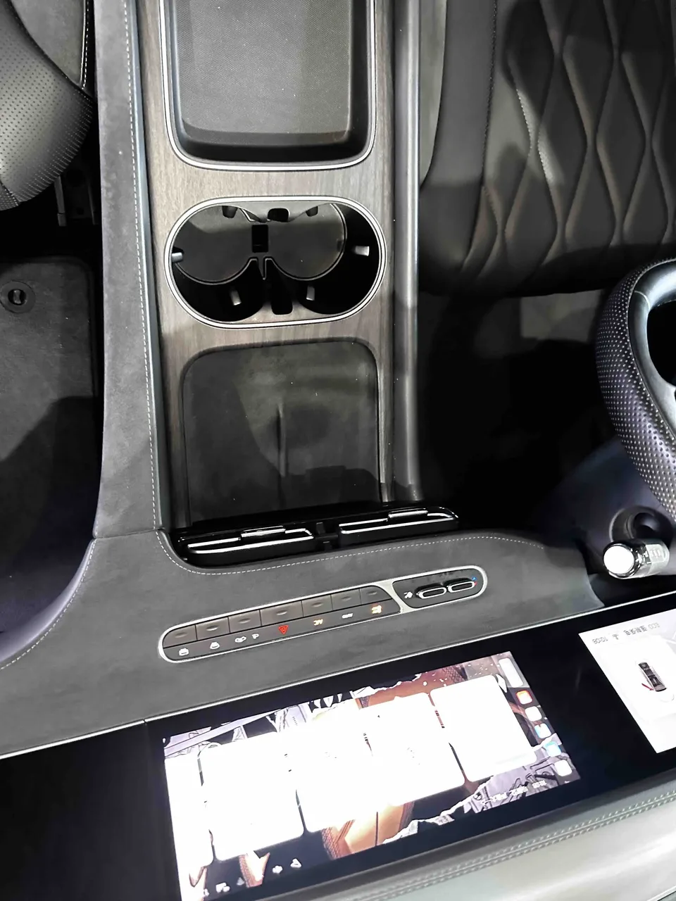 Roewe D7 DMH 125 Excellence Edition 2024 — миниатюра 4