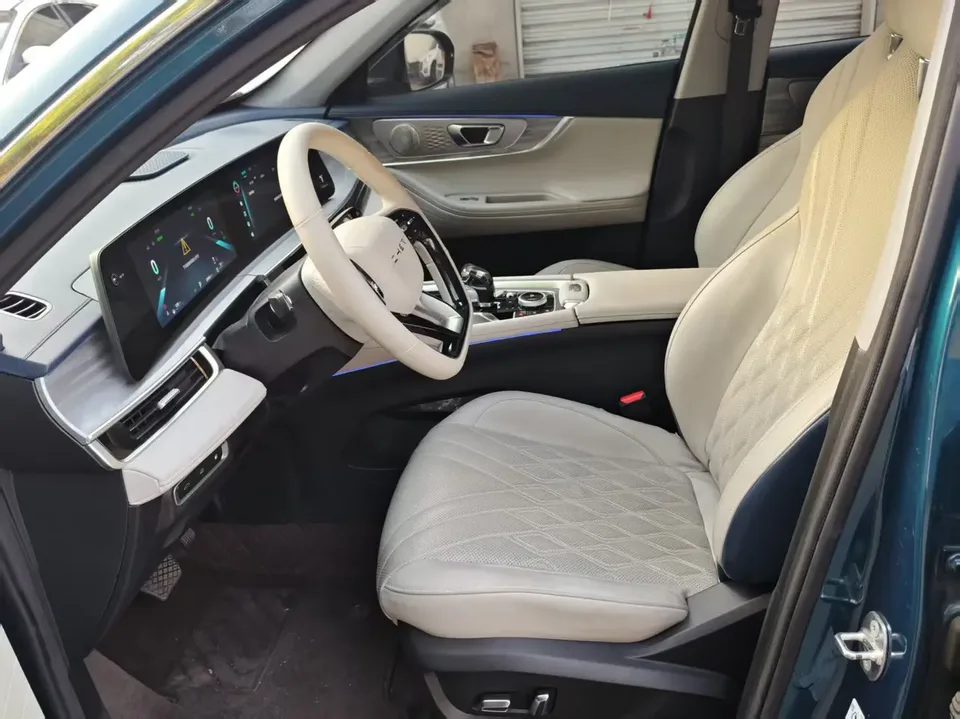 Chery Tiggo 7 PLUS PHEV 1.5T DHT Smart Edition 2025 — миниатюра 5