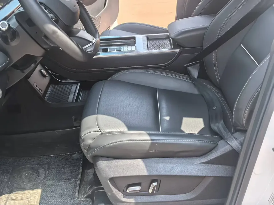Chery Tiggo 7 Plus 1.5T CVT luxury model 2022 — миниатюра 3