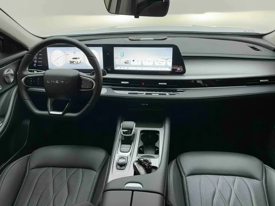 Chery Arrizo 8 1.6TGDI DCT Rui 2025 — миниатюра 4