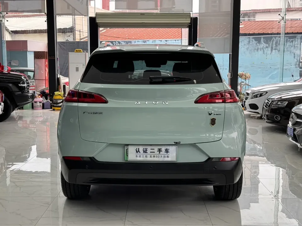AION V AION V Plus 80 Intelligent Technology Edition Three Yuan Lithium 2022 — миниатюра 2