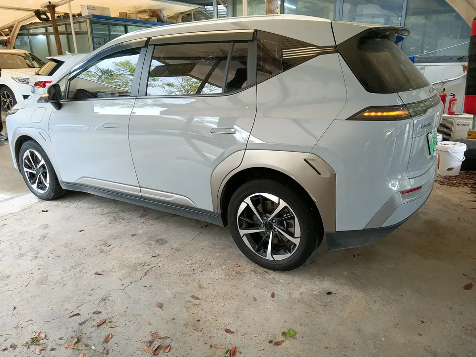 AION Y Plus 610 Smart Edition Ternary Lithium 2024 — миниатюра 4