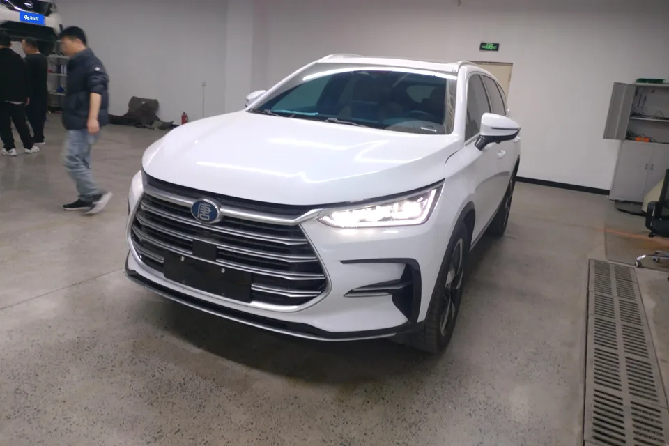 BYD Tang DM 2023
