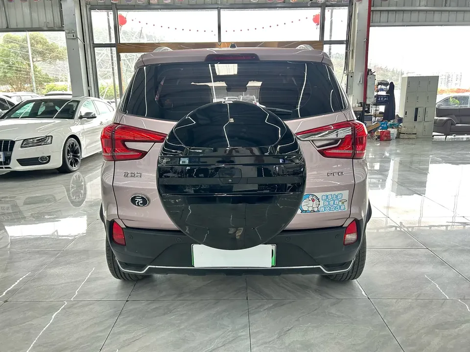 BYD Yuan Pro Yuan Pro 2023 401KM Deluxe 2023 — thumbnail 2