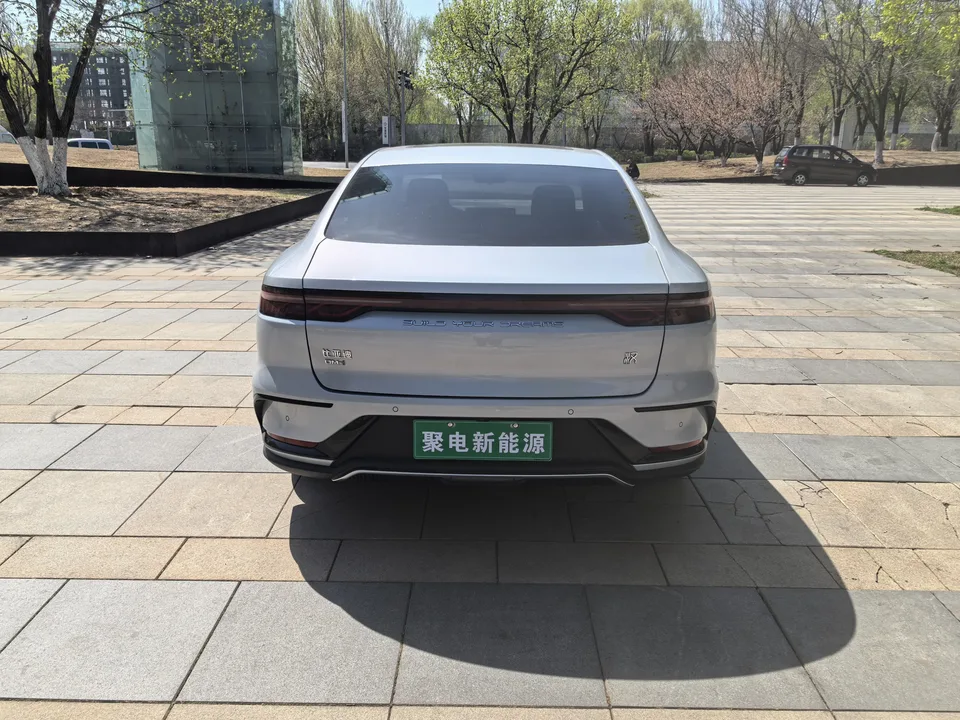 BYD Han DM DM-i Honor Edition 121KM Elite 2024 — миниатюра 2