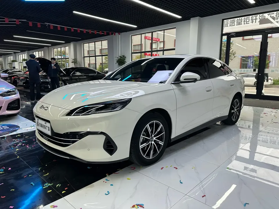 BYD Seal 06DM 2024