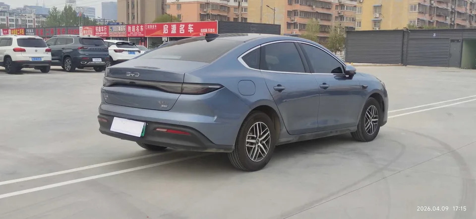 BYD Seal 05DM Intelligent Driving Edition DM-i 120KM Flagship Model 2025 — миниатюра 3