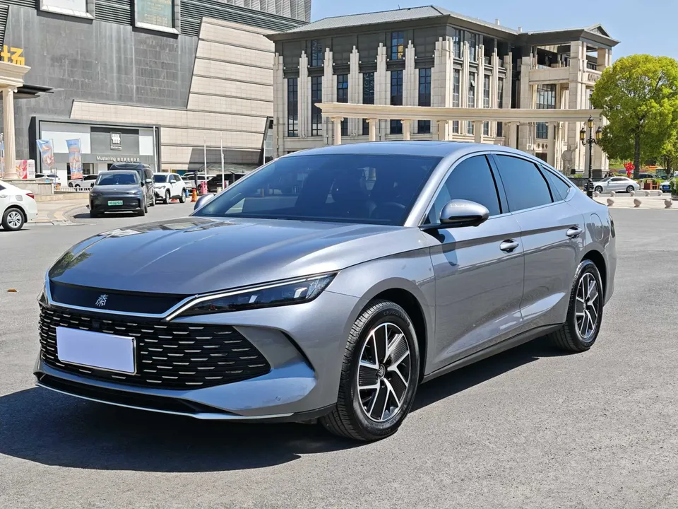 BYD Qin L DM 2025