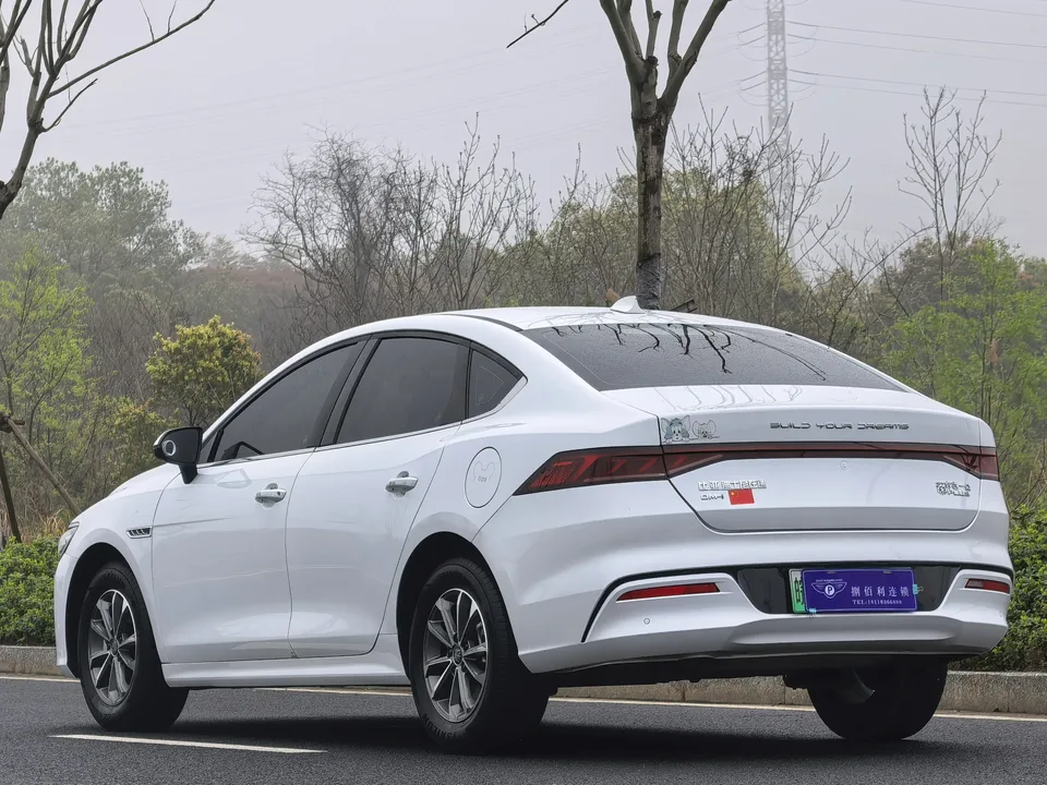 BYD Qin PLUS DM Qin PLUS DM 2023 DM-i Champion Edition 55KM Leading Edition 2025 — thumbnail 4