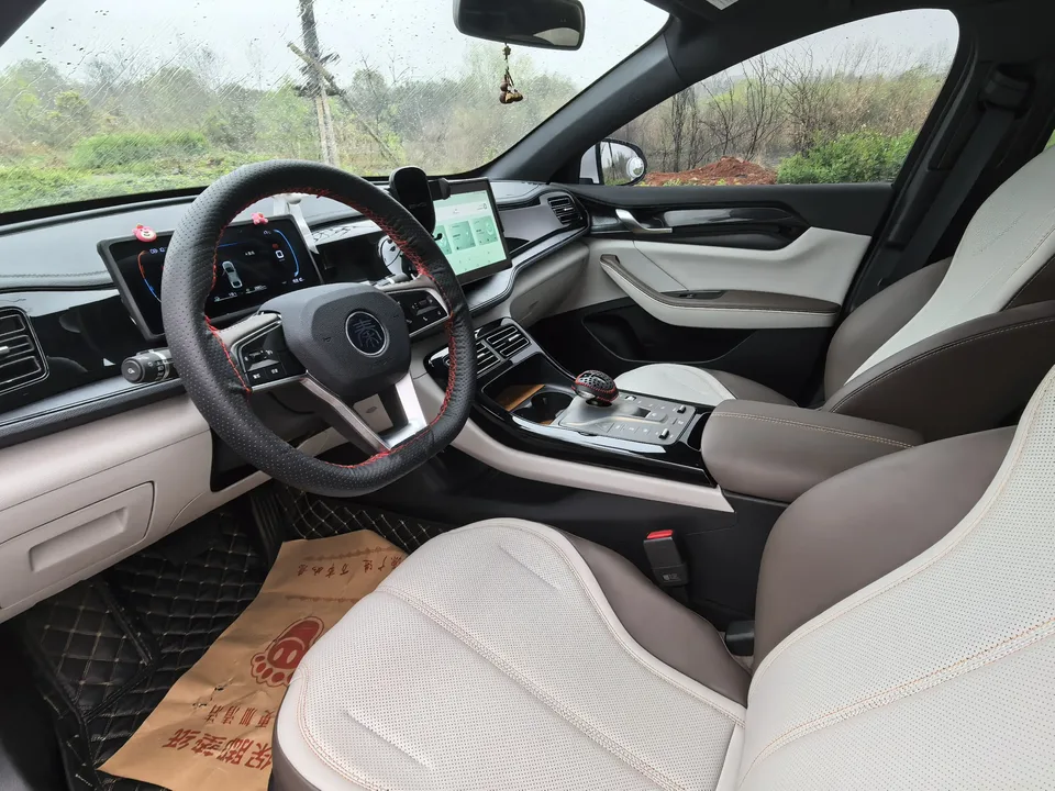 BYD Qin PLUS DM Qin PLUS DM 2023 DM-i Champion Edition 55KM Leading Edition 2025 — thumbnail 5