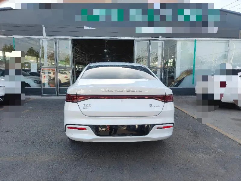 BYD Qin PLUS DM Qin PLUS DM 2023 DM-i Champion Edition 55KM Leading Edition 2024 — thumbnail 2