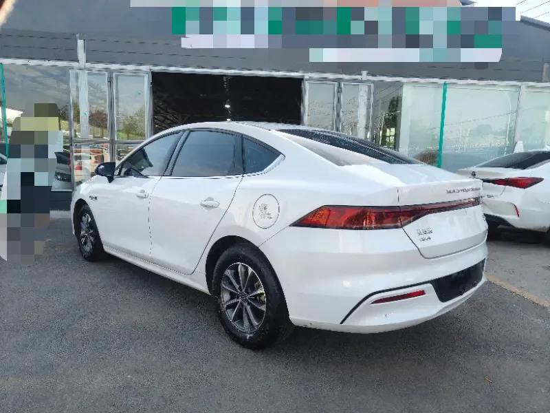 BYD Qin PLUS DM Qin PLUS DM 2023 DM-i Champion Edition 55KM Leading Edition 2024 — thumbnail 4