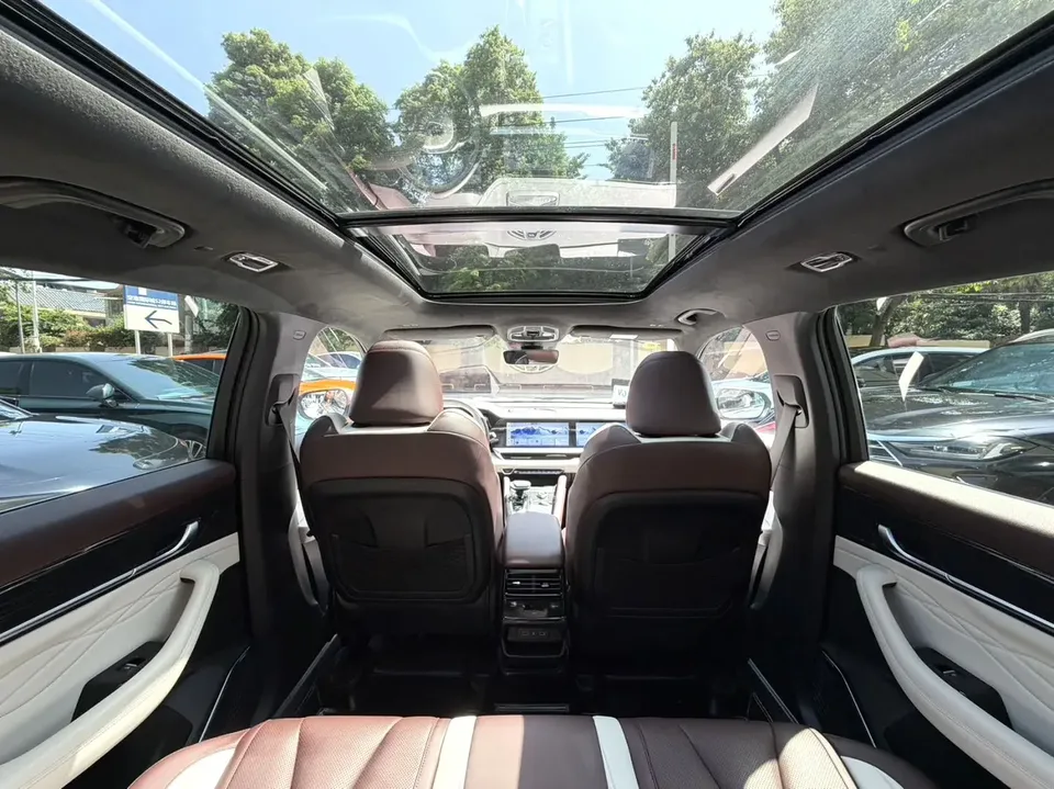 Geely Monjaro 2.0TD High Power Automatic 2WD Flagship Model 2023 — миниатюра 3