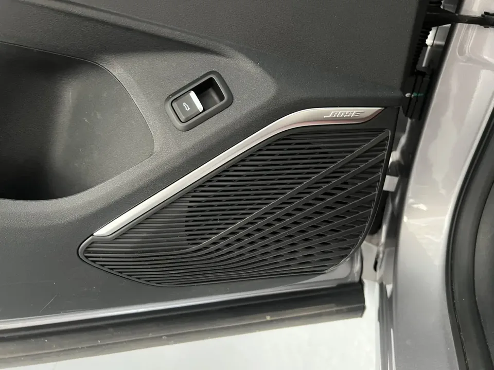 Geely Monjaro 2.0TD DCT EVO 2WD Smart Edition 2023 — миниатюра 3
