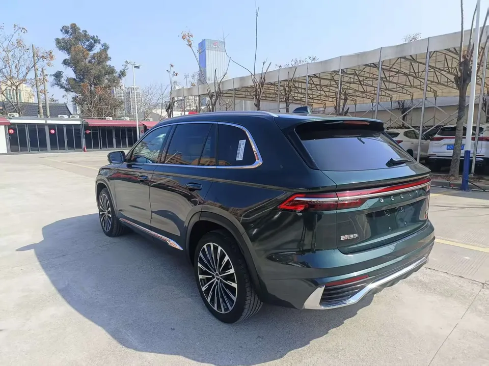 Geely Monjaro Xingyue L 2025 2.0TD High Power Automatic 4WD Dongfang Yao Wangyue Edition 2024 — миниатюра 2