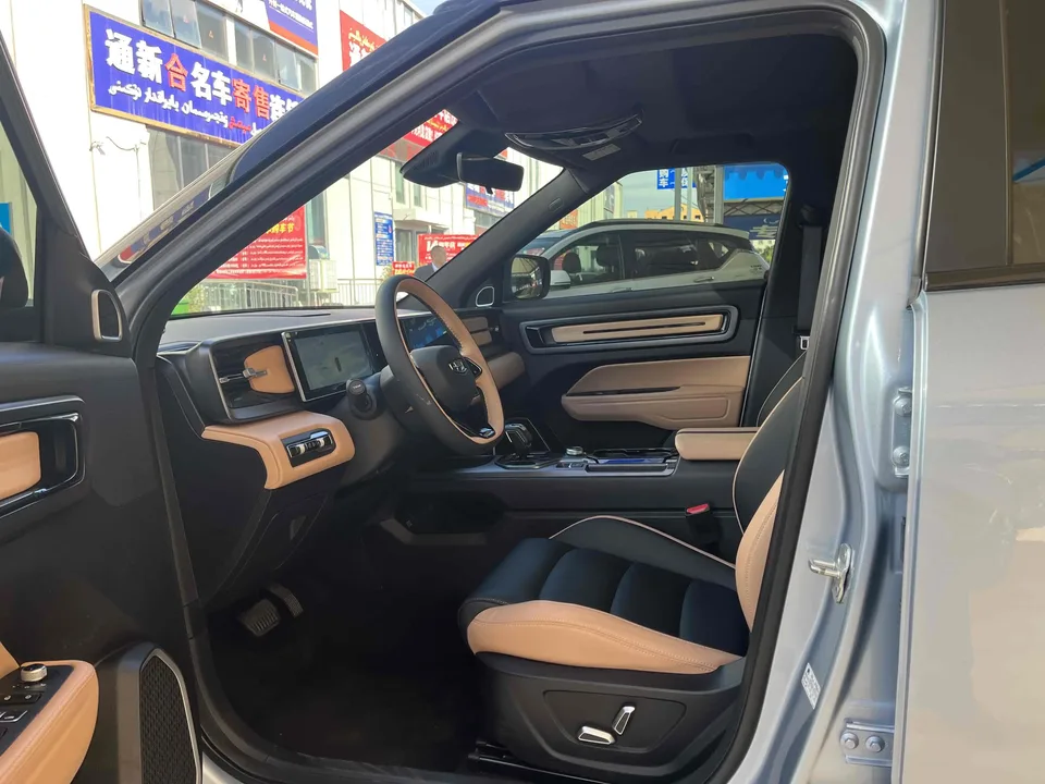 Geely ICON Geely ICON 2023 1.5TD Chocolate Edition 2023 — миниатюра 5